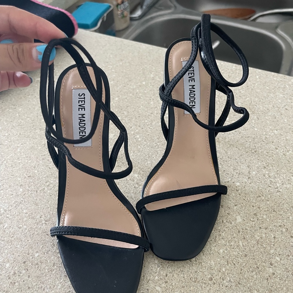 Black Steve Madden heels